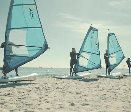 Apple Blossom - Near And Apartamento Rønne